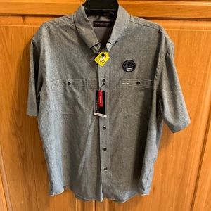 Large Roundtree grey vented back performance button front.  NWT